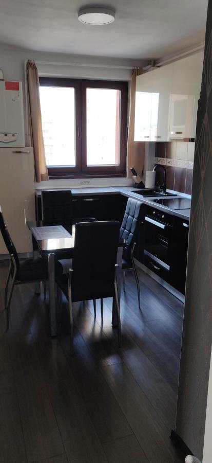 Home Apartament Braşov Eksteriør billede